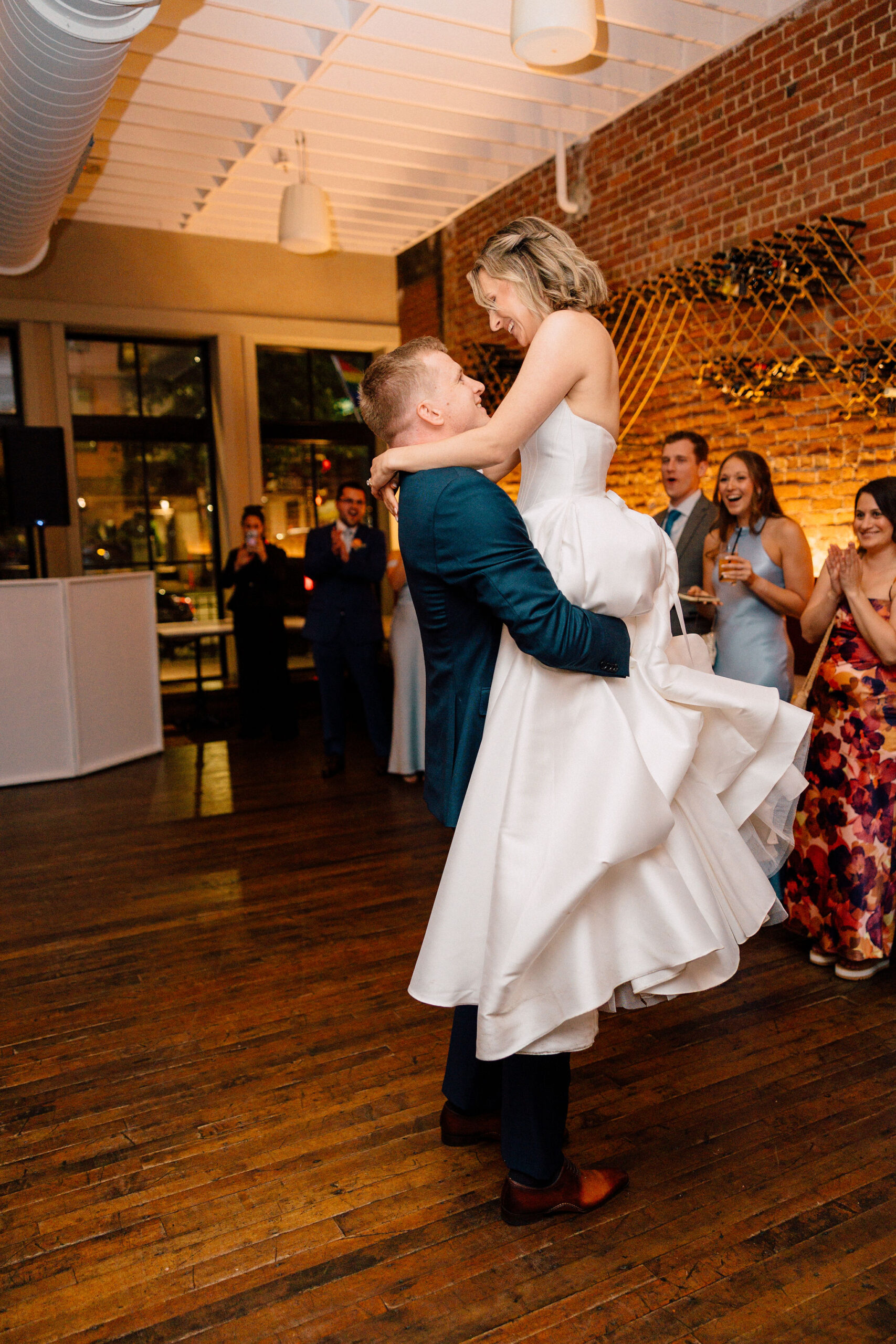 A Chic Boston Restaurant Wedding at SRV